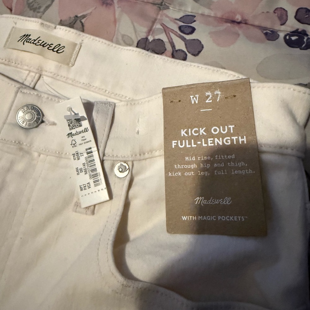 Madewell Women's Off-White Flare Jeans - Picture 6 of 7